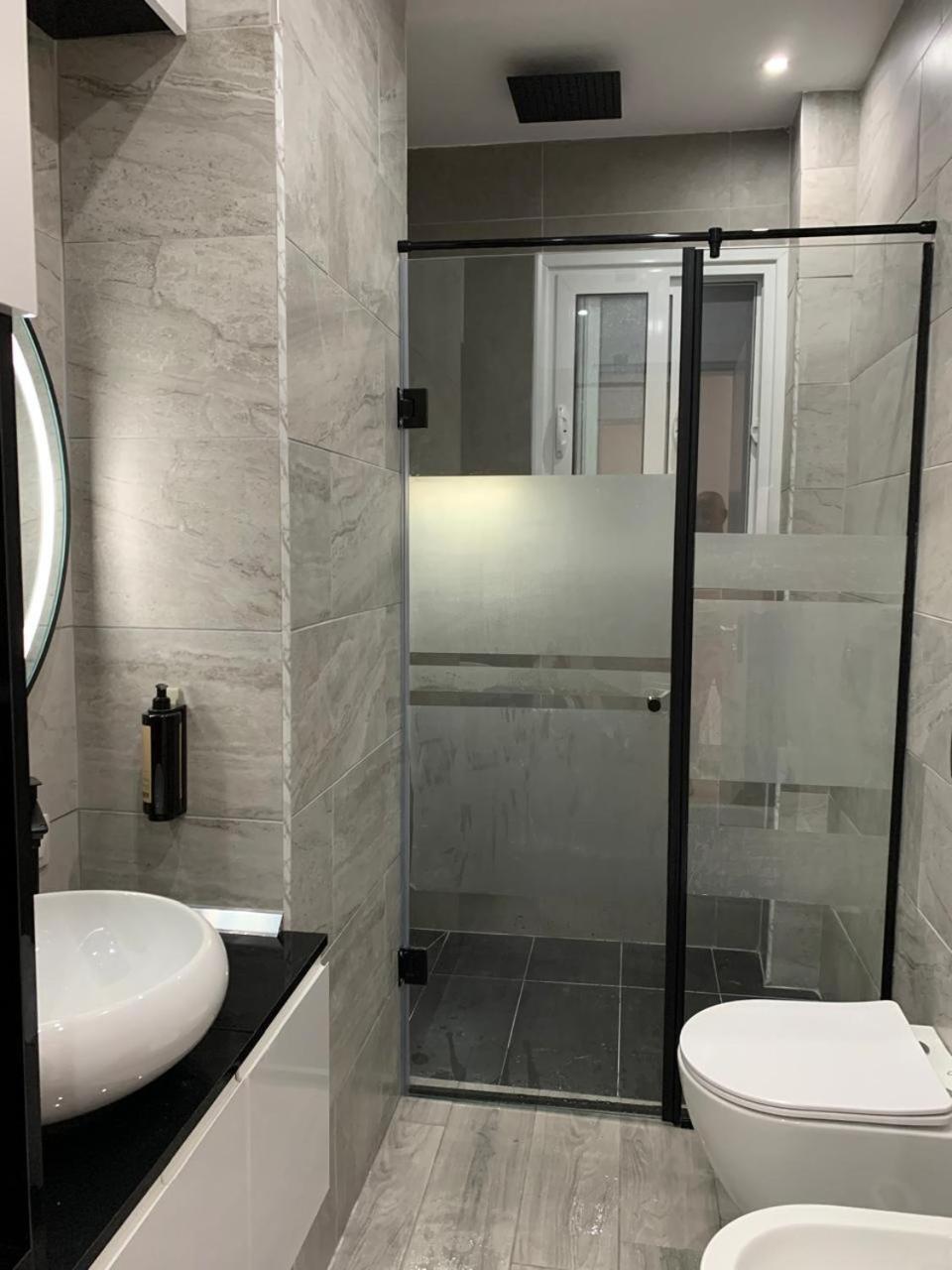 New Valona Apartment City Center Vlorë Eksteriør billede